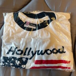 K-Swiss Classics Men's Graphic Hollywood American Flag Tee Shirt Size XL. New
